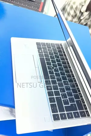 New Laptop HP EliteBook 845 G8 16GB AMD Ryzen 5 SSD 512GB