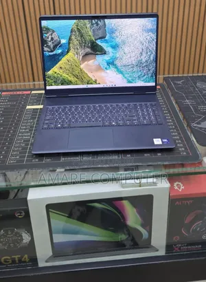 New Laptop Alienware 16GB Intel Core Ultra 7 SSD 1T