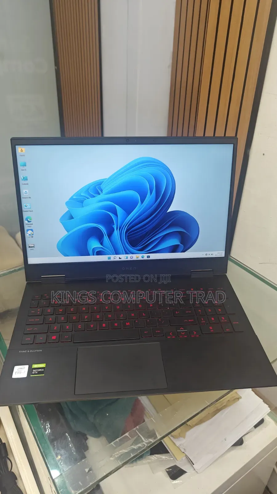 New Laptop HP Omen 15 16GB Intel Core i7 SSD 512GB