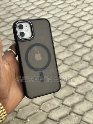 Apple iPhone 11 64 GB White