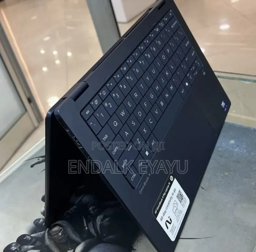 New Laptop HP OmniBook X Flip 14" 16GB Intel Core Ultra 7 SSD 1T