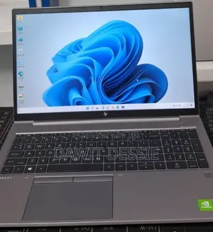 New Laptop HP 16GB Intel Core i7 SSD 512GB