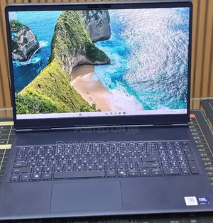New Laptop Dell Alienware Aurora 16 16GB Intel Core Ultra 7 SSD 1T