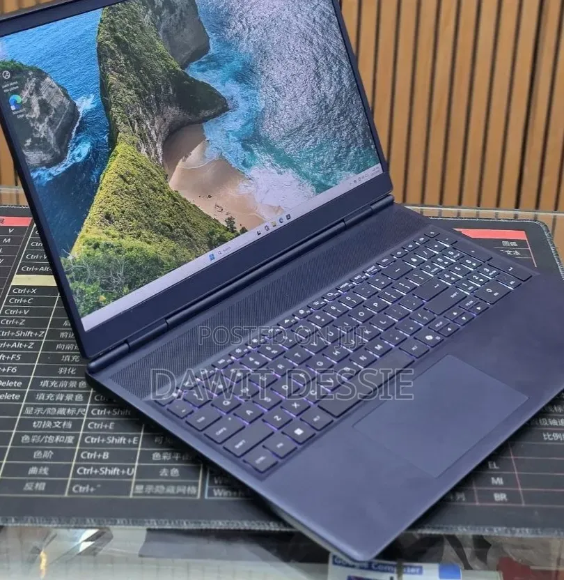 New Laptop Dell Alienware Aurora 16 16GB Intel Core Ultra 7 SSD 1T