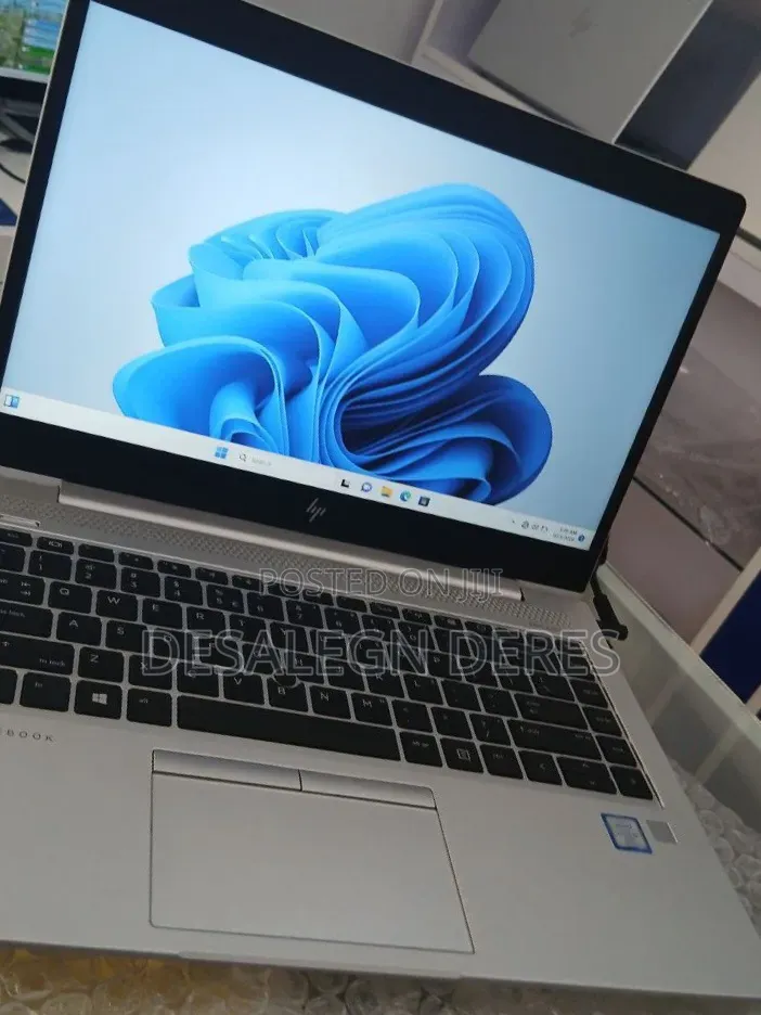 New Laptop HP EliteBook 840 8GB Intel Core i5 SSD 512GB