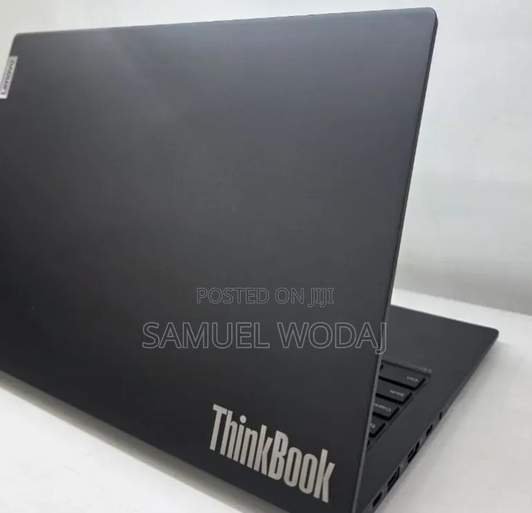 New Laptop Samsung Galaxy Book5 Pro 16GB Intel Core i7 SSD 512GB
