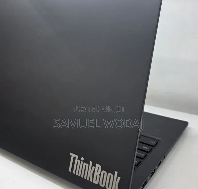 New Laptop Samsung Galaxy Book5 Pro 16GB Intel Core i7 SSD 512GB