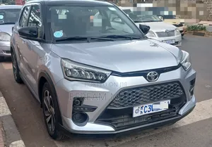 Toyota Raize 2022 Silver