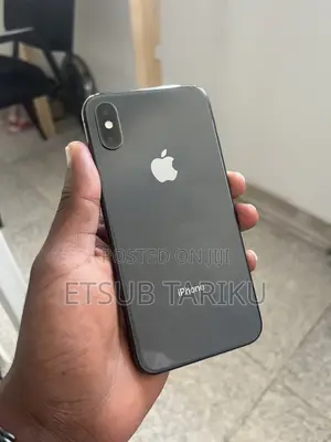 Apple iPhone XS 64 GB Black