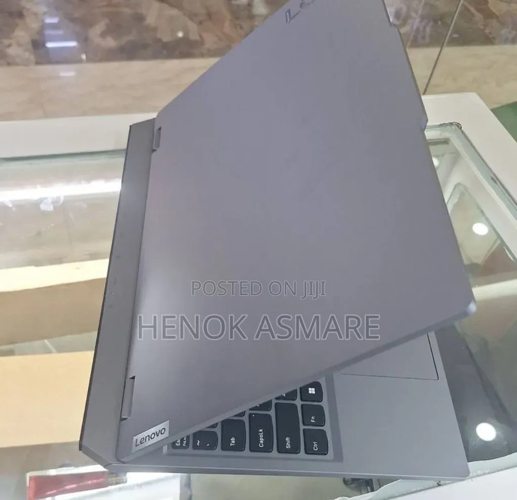 New Laptop Lenovo LOQ 15AHP10 16GB AMD Ryzen 5 SSD 512GB