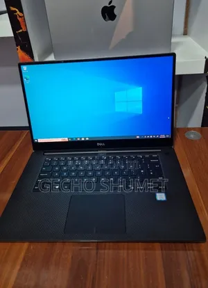New Laptop Dell XPS 15 16GB Intel Core i7 SSD 512GB