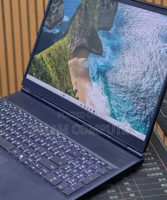 New Laptop Dell Precision 5540 16GB Intel Core i7 SSD 512GB