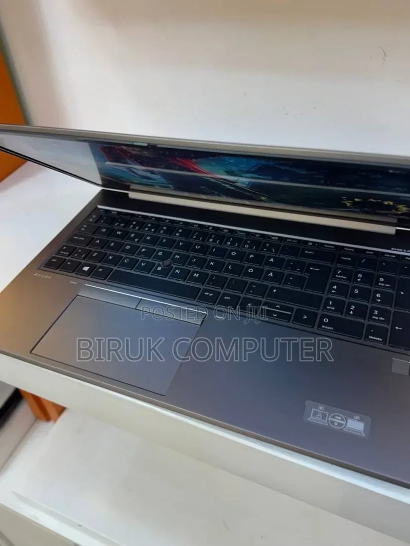 New Laptop HP ZBook Fury 15 G8 16GB Intel Core i7 SSD 512GB