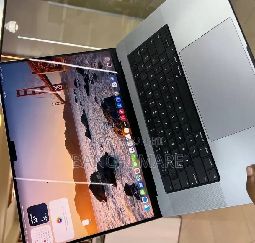 New Laptop Apple MacBook Pro 2021 M1 Max 32GB Apple M1 Max SSD 1T