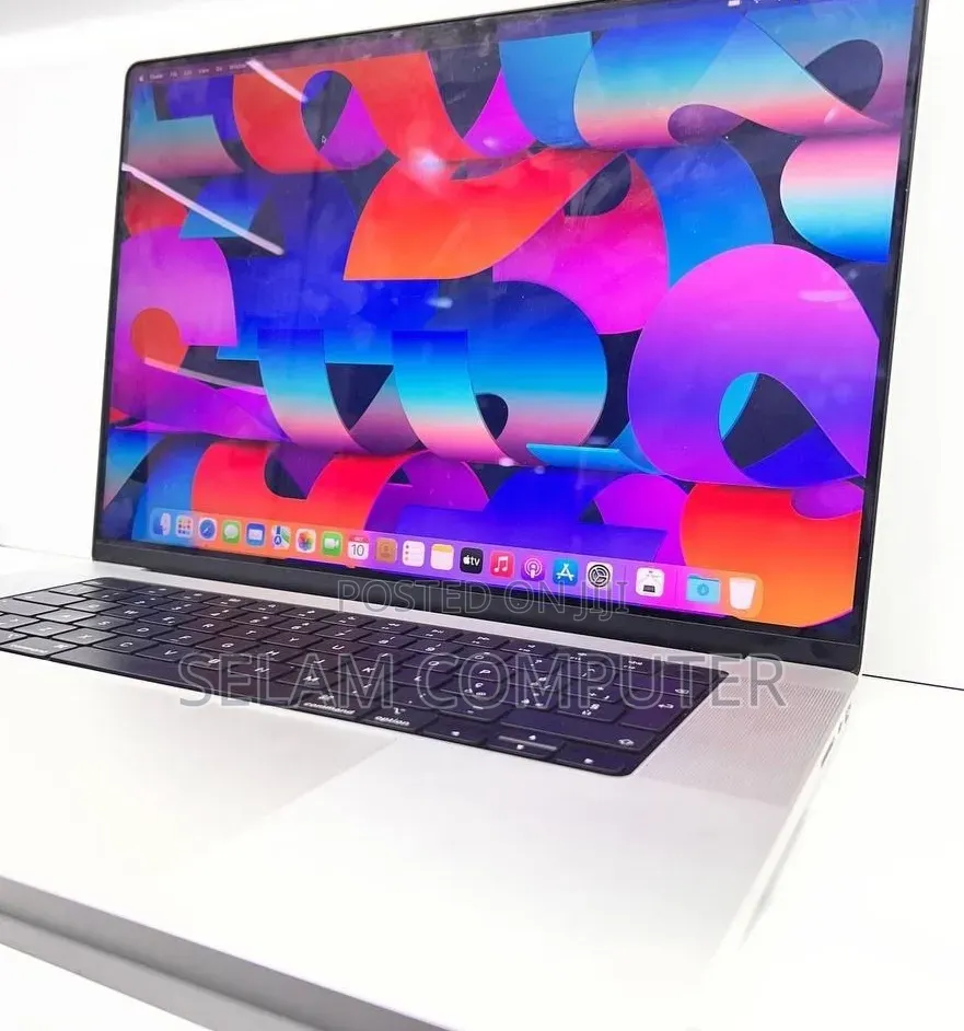 New Laptop Apple MacBook Pro 2021 M1 16GB Apple M1 SSD 1T