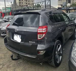 Toyota RAV4 2011 Gray