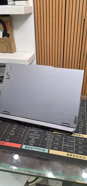 New Laptop Lenovo LOQ 15AHP10 8GB Intel Core i5 SSD 512GB
