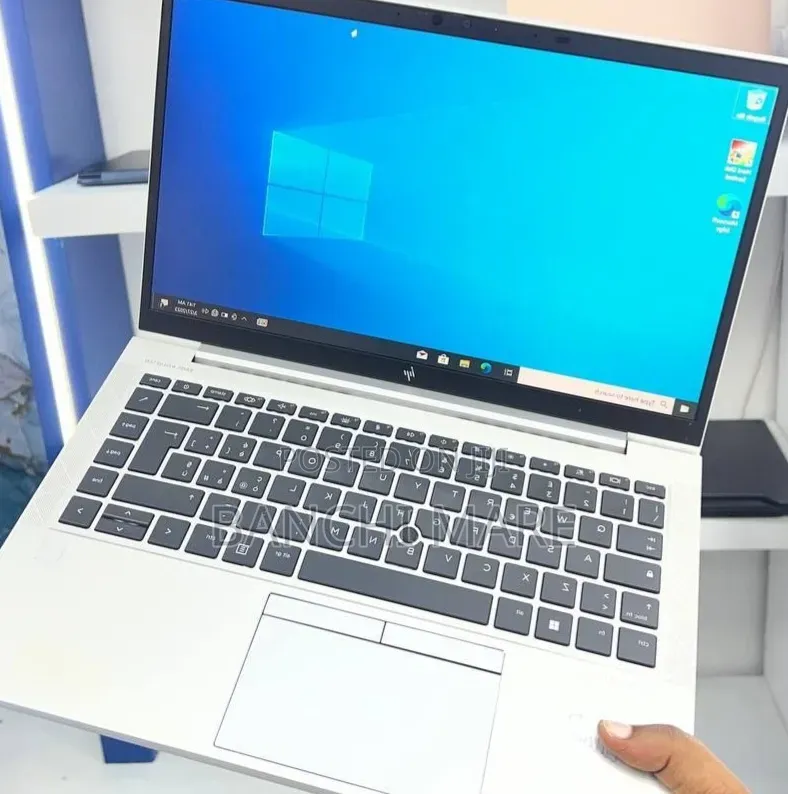 New Laptop HP EliteBook 845 G8 16GB AMD Ryzen 5 SSD 512GB