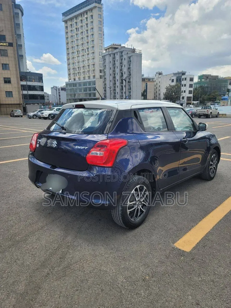 Suzuki Swift 2021 Blue