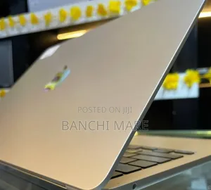 New Laptop Apple MacBook Air 2025 M4 16GB Apple M4 SSD 512GB