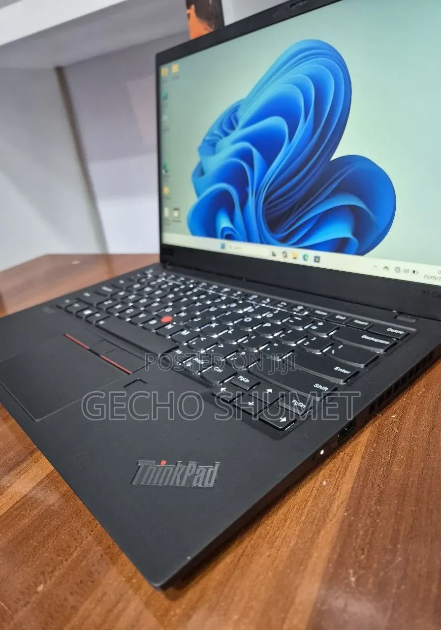 New Laptop Lenovo ThinkPad X1 Carbon 16GB Intel Core i7 SSD 512GB