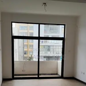 5bdrm Villa in Bole for sale