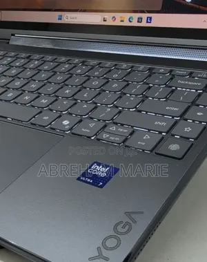 New Laptop Lenovo Yoga 9 16GB Intel Core Ultra 7 SSD 512GB