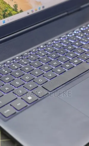 New Laptop Dell 16GB Intel Core Ultra 7 SSD 1T