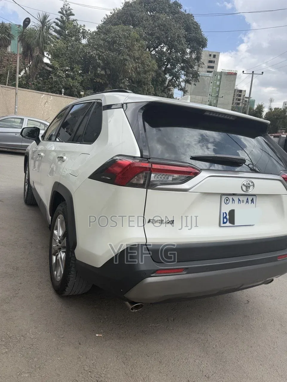Toyota RAV4 2020 White
