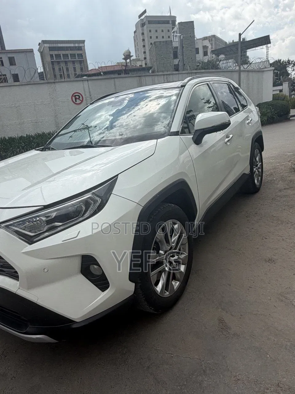 Toyota RAV4 2020 White