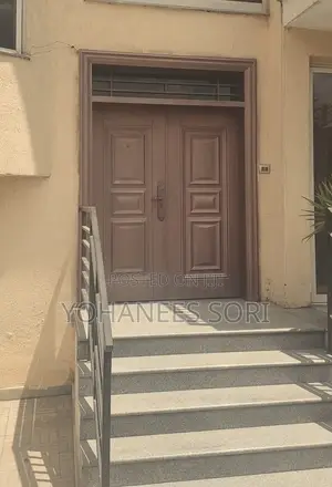 5bdrm Villa in Bole for sale