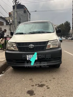 Toyota HiAce 2008 White