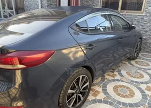 Hyundai Avante 2017