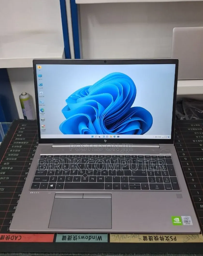 New Laptop HP Zbook Fury 15 G7 16GB Intel Core i7 SSD 512GB