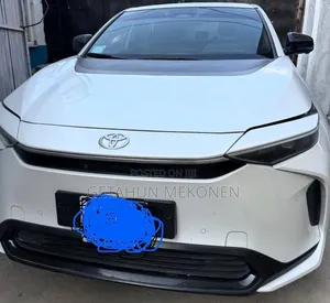 Toyota bZ4X 2023 White