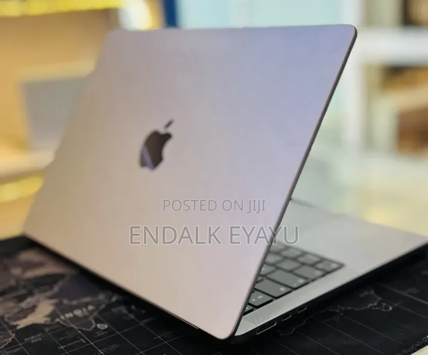 New Laptop Apple MacBook Pro 2021 M1 16GB Apple M1 Pro SSD 512GB