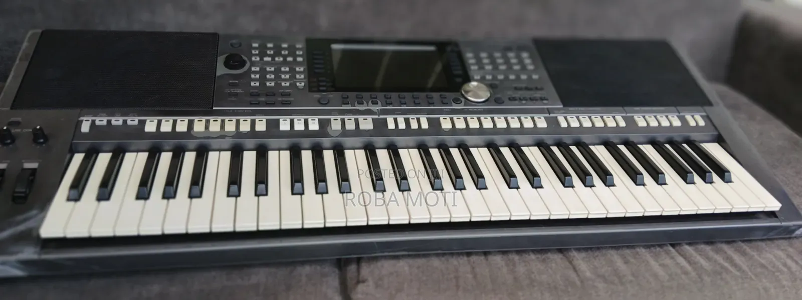 Yamaha Keyboard
