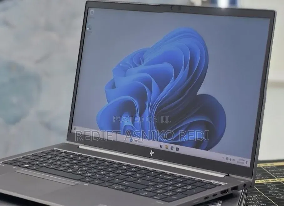 New Laptop HP ZBook Fury 15 G8 16GB Intel Core i5 SSD 512GB