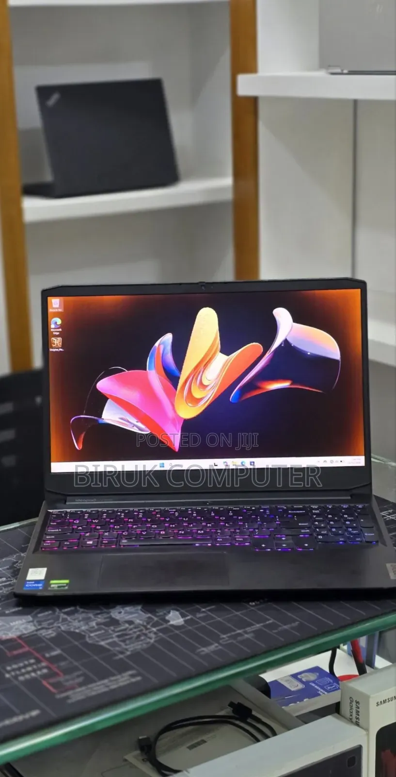 New Laptop Lenovo IdeaPad Flex 15 8GB Intel Core i5 SSD 512GB