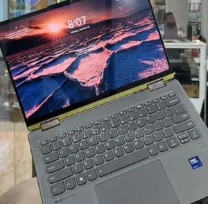 New Laptop Lenovo Yoga 7i 16GB Intel Core Ultra 7 SSD 512GB
