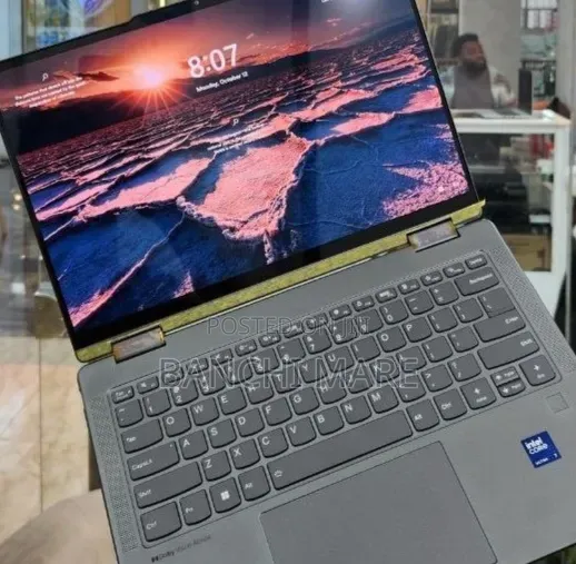 New Laptop Lenovo Yoga 7i 16GB Intel Core Ultra 7 SSD 512GB