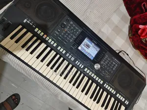 Yamaha PSR 950