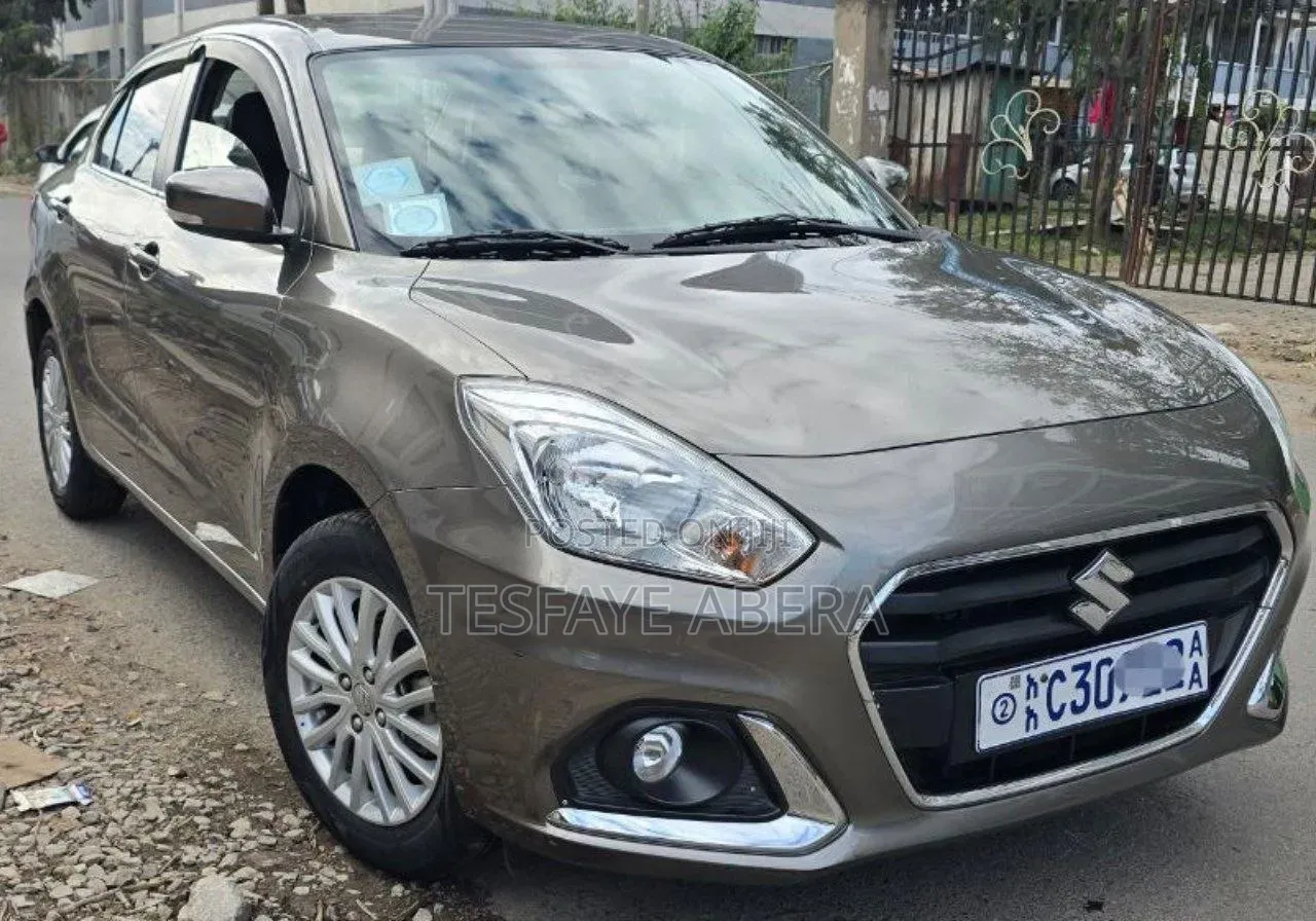 Suzuki Dzire 2022 Silver