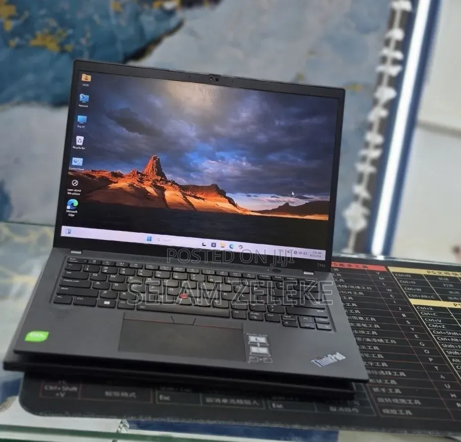 New Laptop Lenovo 32GB Intel Core i7 SSD 512GB