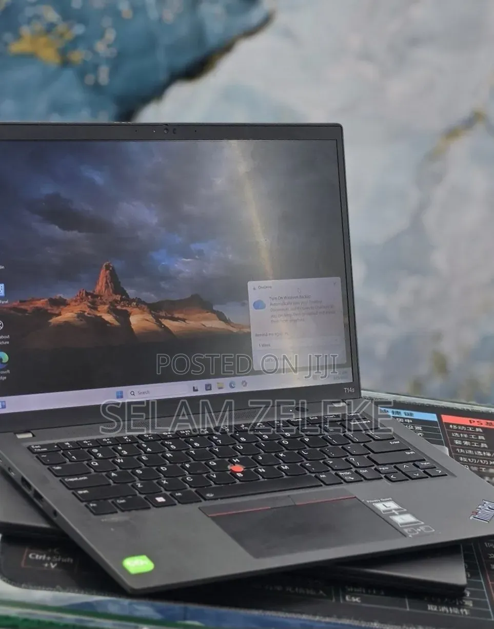 New Laptop Lenovo 32GB Intel Core i7 SSD 512GB