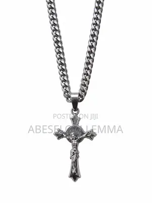 Best Silver Necklace and Magneting Earrings