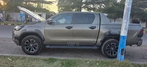 Toyota Hilux 2021