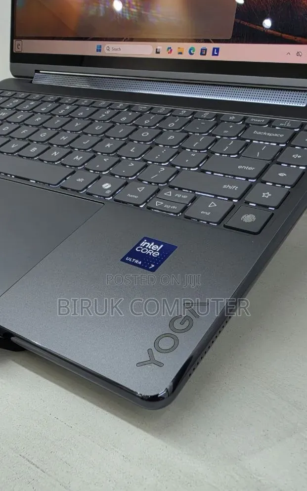 New Laptop Lenovo ThinkPad Yoga 16GB Intel Core Ultra 7 SSD 512GB