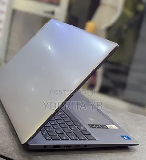 New Laptop Lenovo Ideapad 3 8GB Intel Core i3 SSD 256GB