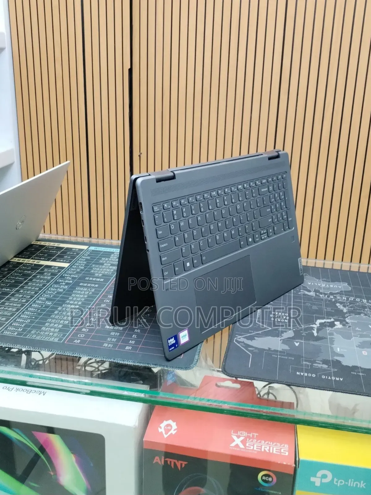 New Laptop Lenovo ThinkPad Yoga 16GB Intel Core Ultra 7 SSD 1T